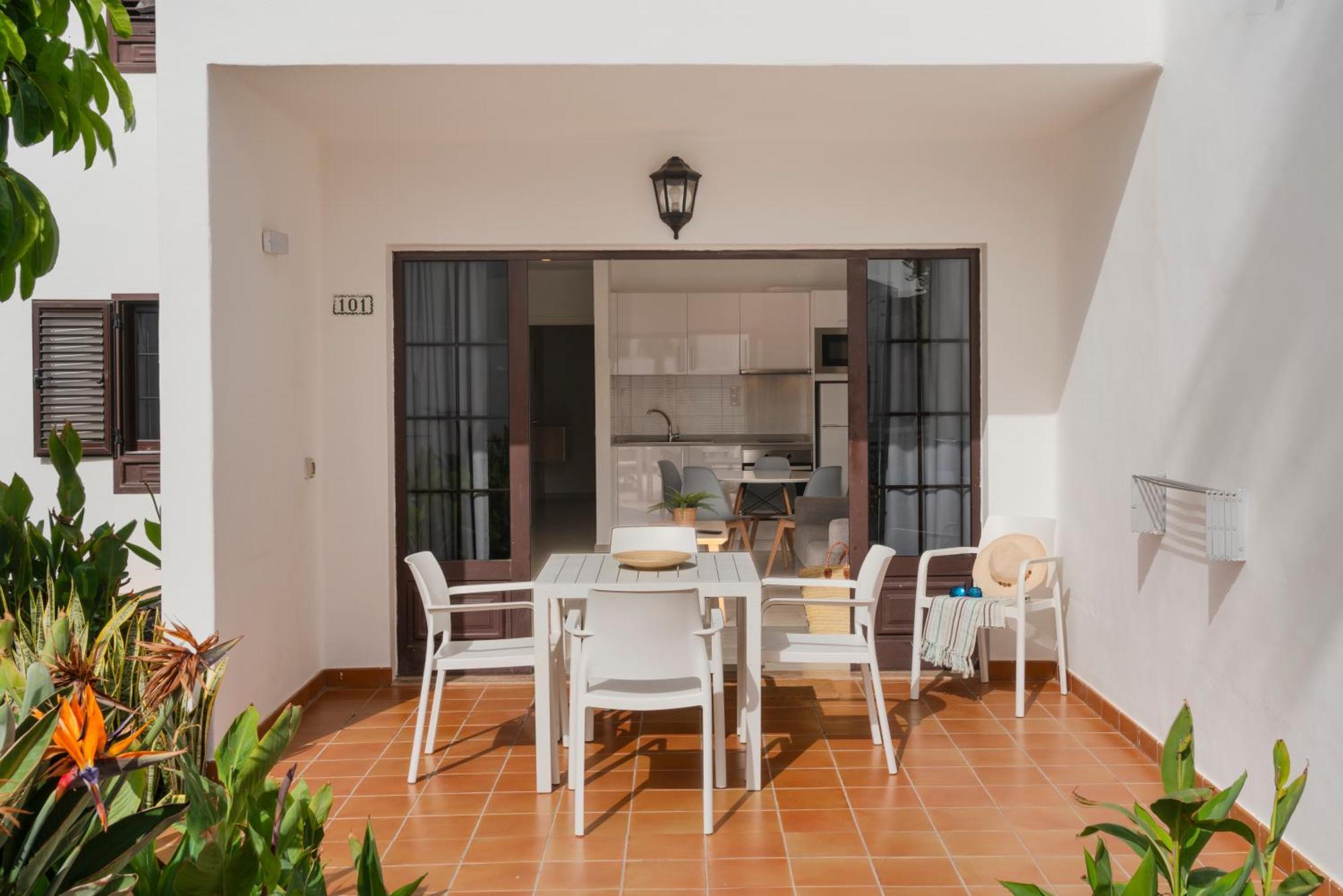 Apartamentos Fayna Puerto del Carmen  Bagian luar foto