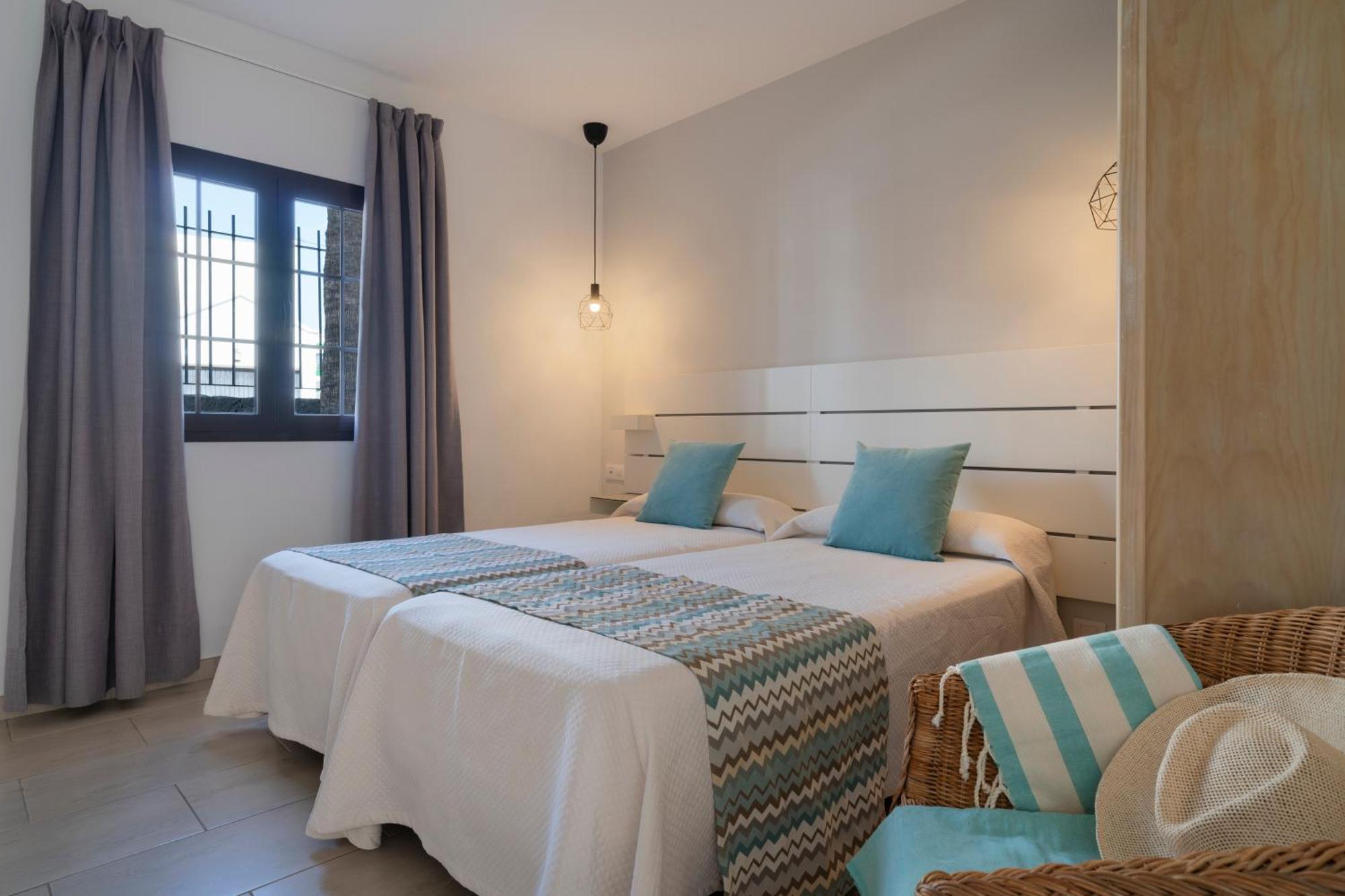 Apartamentos Fayna Puerto del Carmen  Bagian luar foto